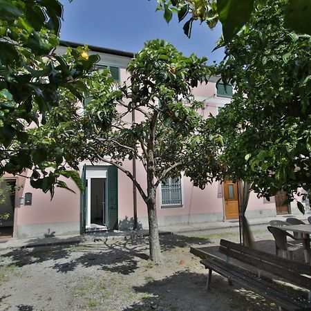 Alba & Tramonto Villa Леванто Екстериор снимка